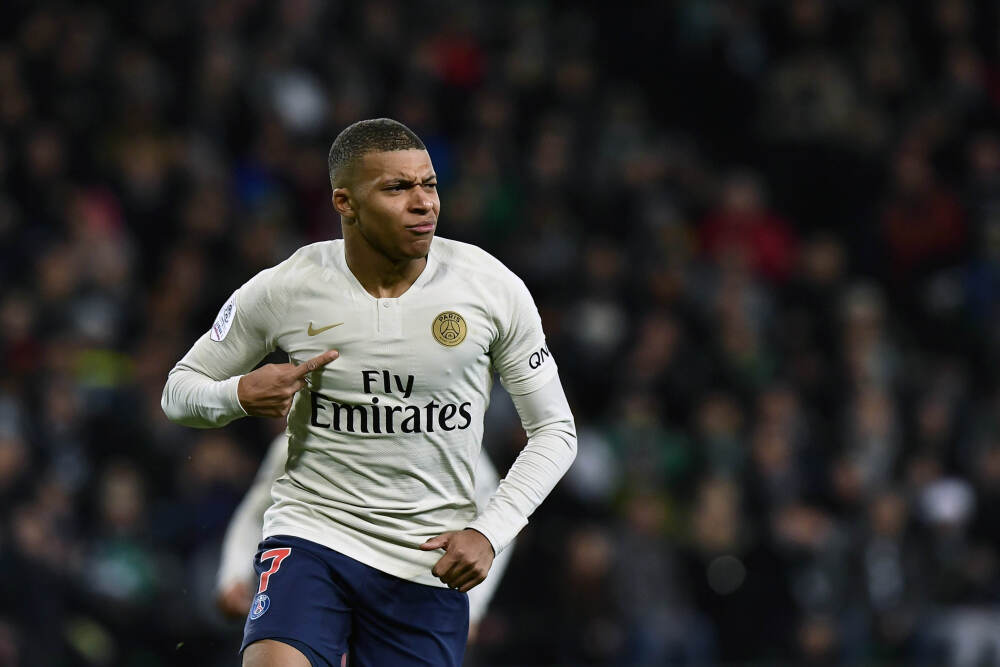 意天空：齐沃仍在斟酌锋线首发，埃斯波西托出场可能性正在增大